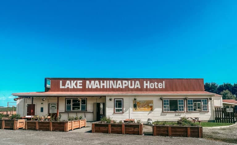 Lake-Mahinapua-Hotel-Ruatapu-West-Coast