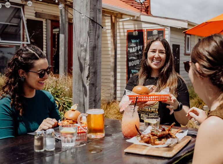 Lake Mahinapua Hotel Hokitika